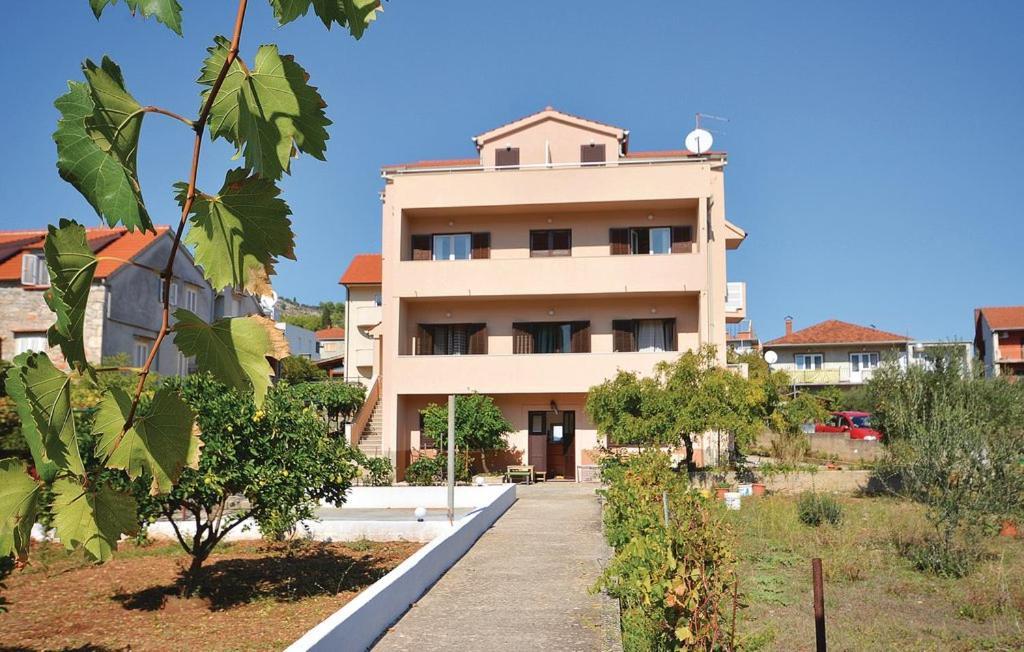 Apartman Tudor Stari Grad  Εξωτερικό φωτογραφία