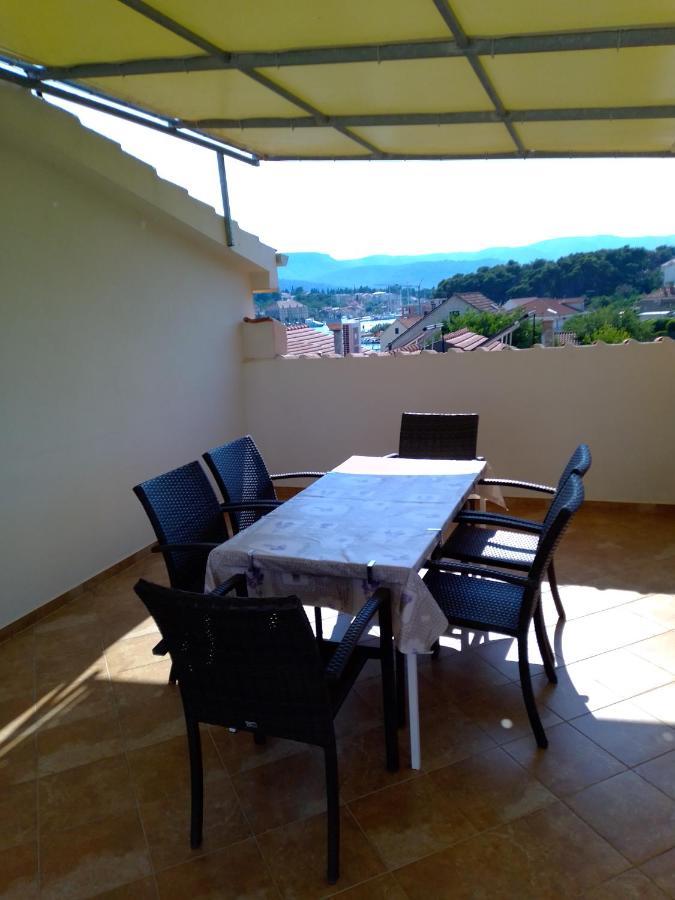 Apartman Tudor Stari Grad  Εξωτερικό φωτογραφία